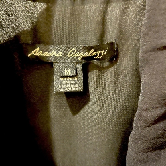 Beautiful silk top with chain  embellishments Medium - Picture 2 of 5